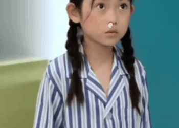 N0809066 Revenge Queens Kick Back part 2