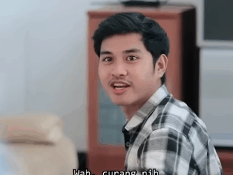 N1809275 WANITA INI MELAHIRKAN DI JALANAN KARENA GAK ADA YANG BANTU part 2