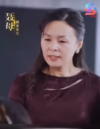 N0809070 Secret Heirs & Hidden Hearts part 2