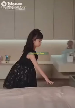 N0709062 Love Me Not part 2