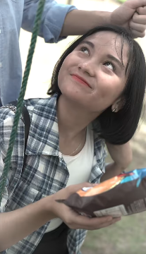 N1009180 Kamu harus lihat hal yang indah indah ya part 2