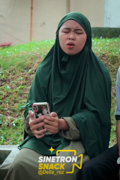 N0309200 KASIHAN! SETELAH DIBUNUH GADIS INI DIMASUKAN KE DALAM KOPER! Part 2