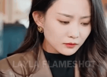 N1310217 Pria tampan ini mar4h karena kubur4n ibunya dirus4k oleh wanita tua part 2