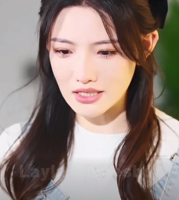 N1510226 Wanita cantik yang dih4mili presiden perusahaan part 2