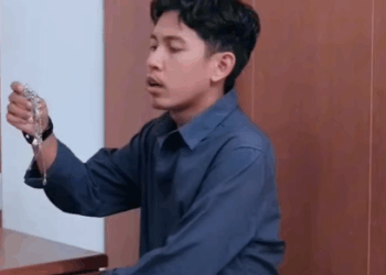 N1710323 Penguasa haus darah perawan part 2