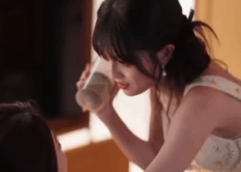 N1710236 Gadis ini adalah mily4der tapi setelah menjadi tah4nan, semua hartanya direbut suaminya part 2