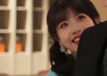 N1710238 Pria tampan ini awalnya tidak mempunyai kekuatan, namun pada akhirnya dia diberi kekuatan oleh pengawal wanitanya part 2