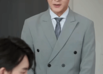 N2210258 Wanita cantik ini mendapatkan kekuatan khusus setelah memakan cumi yang tercem4r limb4h part 2