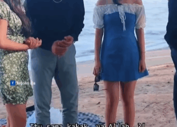 N1210335 karena di panas panasin temennya cewe ini jadi kepancing pergaulan, hingga ahirnya begini part 2