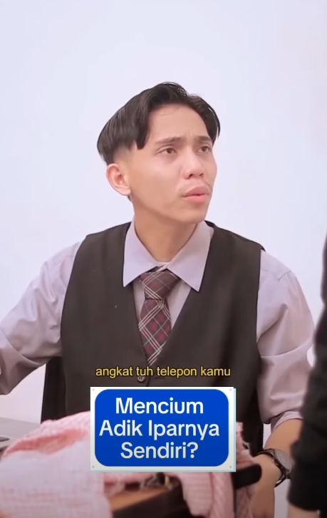 N0511147 Mencium Adik Iparnya sendiri part 2