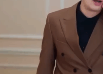 N0411307 Perusahaan Besar, Hati Runtuh part 2