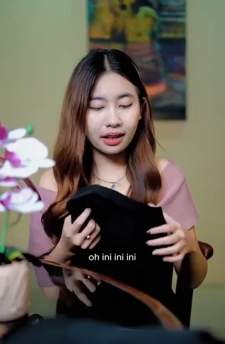 N0611149 Perselingkuhan tergantung seorang lelaki yang membukakan pintu atau tidak ‼ part 2