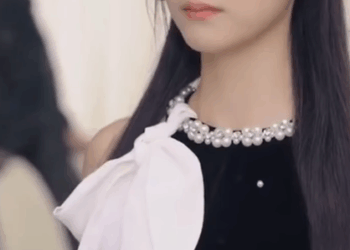 N0811204 Bos Dingin Jatuh Cinta pada Karyawan Biasa part 2