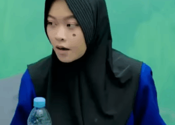 N2010087 Gadis ini diancam agar mau melayani om om hidung belang part 2
