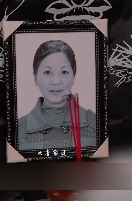 N0911207 Cinta Palsu Antara Bos dan Gadis Sederhana yang Jadi Nyata! Part 2