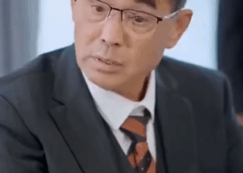 N1011209 Bos Dingin Menyesal Telah Kehilangan Gadis yang Pernah Ia Remehkan! Part 2