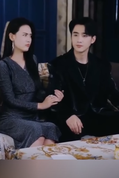 N1111214 Bos dingin dan sekretaris bodoh yang membuatnya luluh part 2