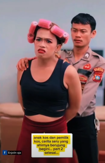 N1211465 Senyum Tanpa Arti part 2