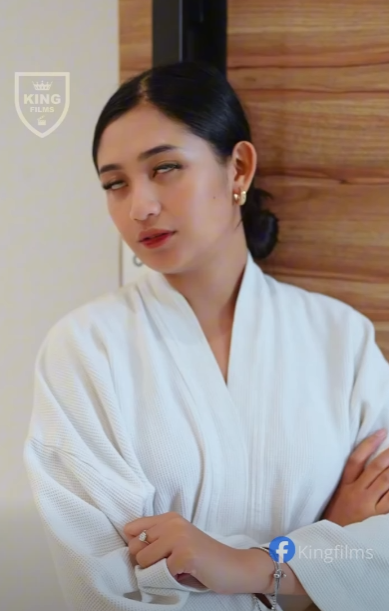 N1411203 Hujan di Hari Pemakaman part 2