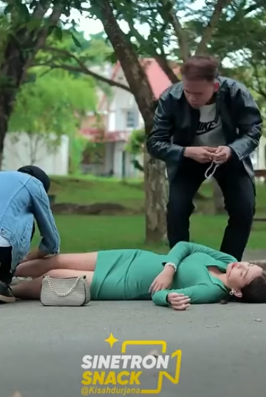 N1312048 Kisah Kita yang Terlewat part 2