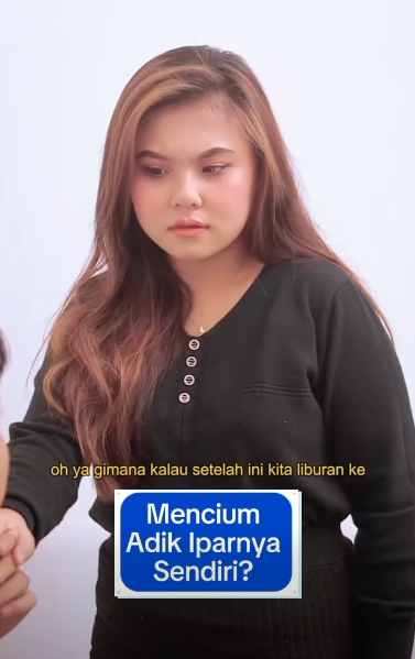 N1312276 Mencium Adik Iparnya sendiri part 2