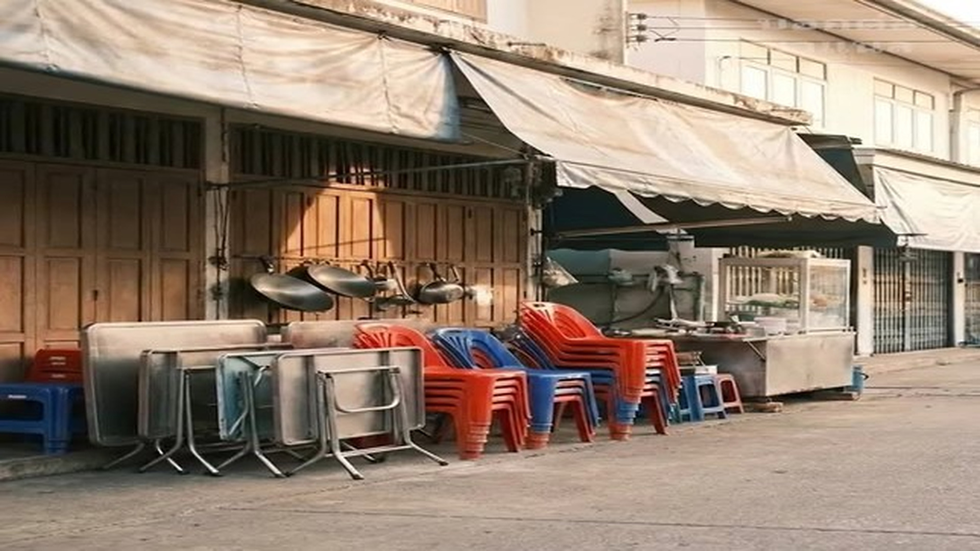 Parte 2 : N2706154_พ อขายก วยเต ยวแอบทำอะไรบางอย างท กค นหล งป ดร าน 14 ป ...ว นท ล กเป ด_part 2.mp4 | Live tin nha