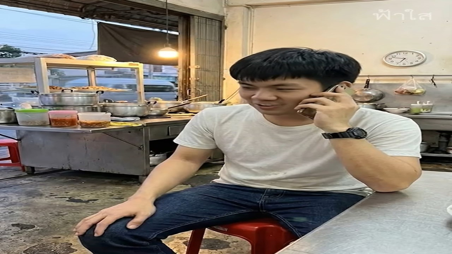 Parte 2 : N0807201_แม ไลฟ ร องไห หน าร านล ก บอกว าถ กท ง... จนล กง ดสม ดปกน ำเง น 20 เล มออกมากลางไลฟ_part 2