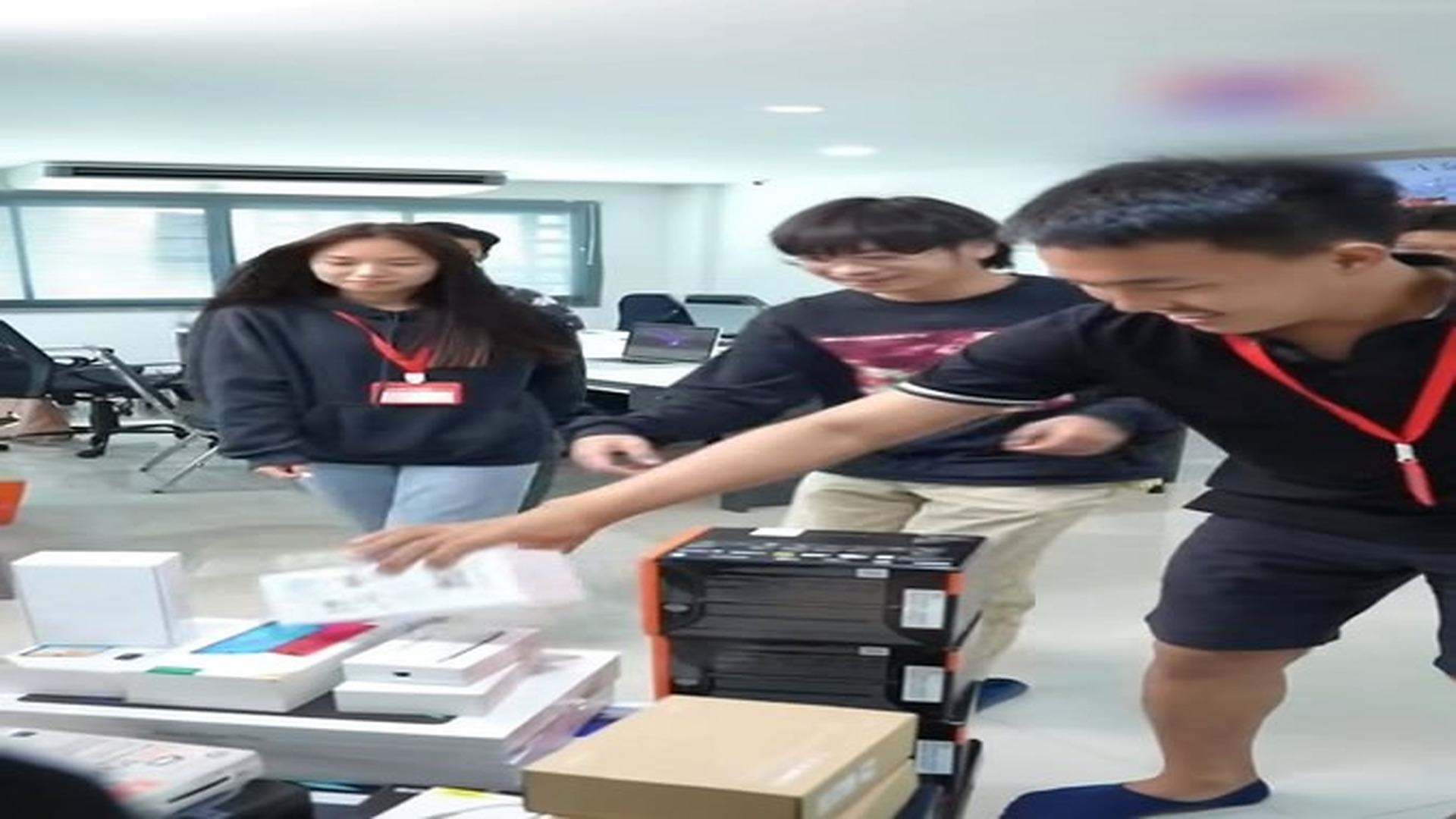 Full Video : N2609255_มาสายเป นเหต พ ฟ.mp4 | Live tin nha